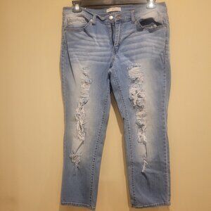 KanCan Light Wash Distressed Ankle Jean